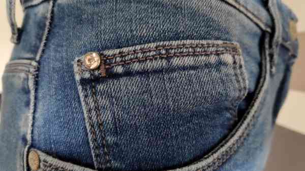 BRAX - Mary Crystal Blue Used Damen Jeans mit Swarovski Kristallen
